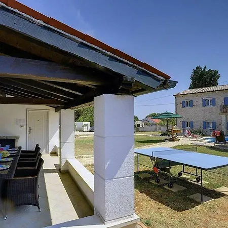 Vila Filipana Krnica